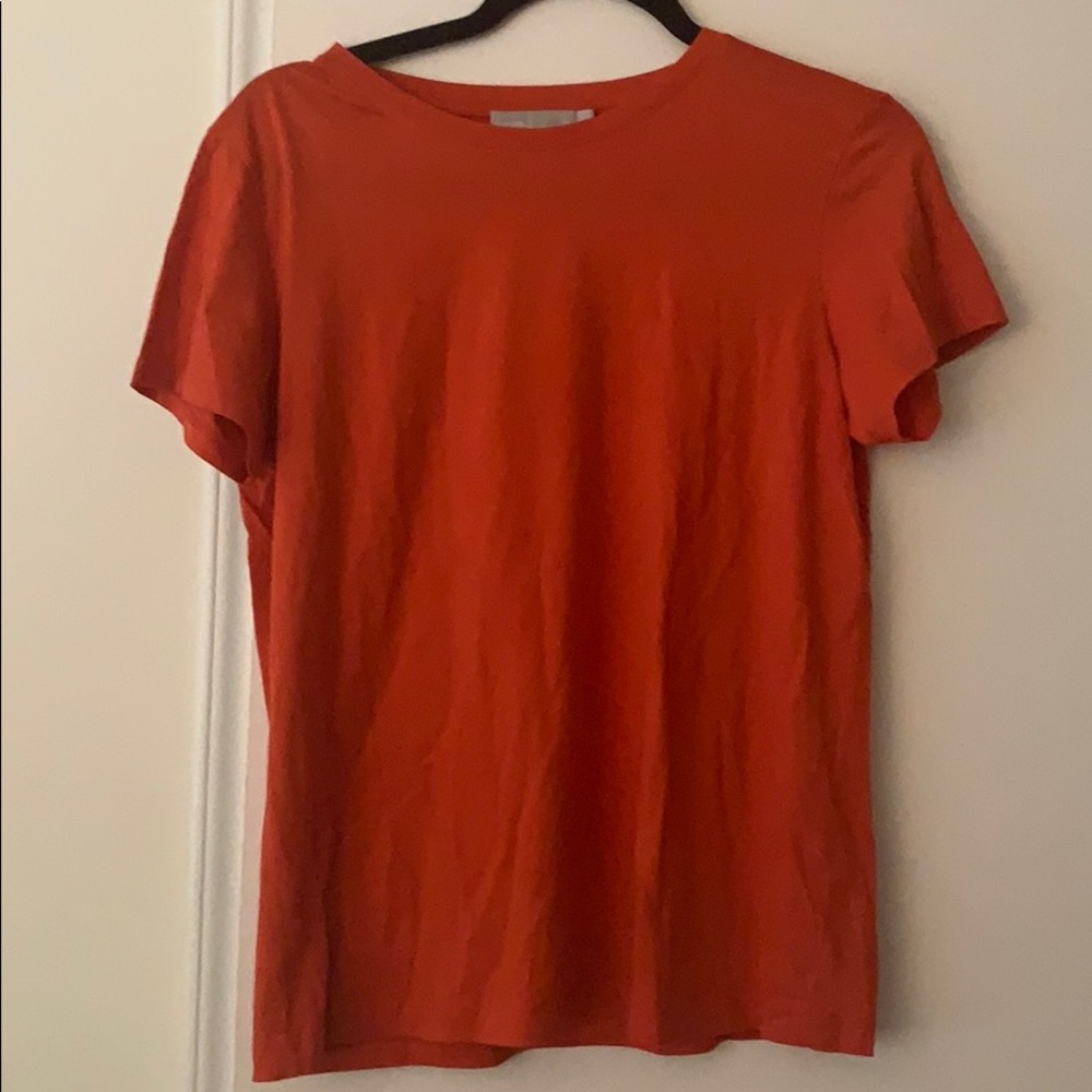Dark red orange Vince tee